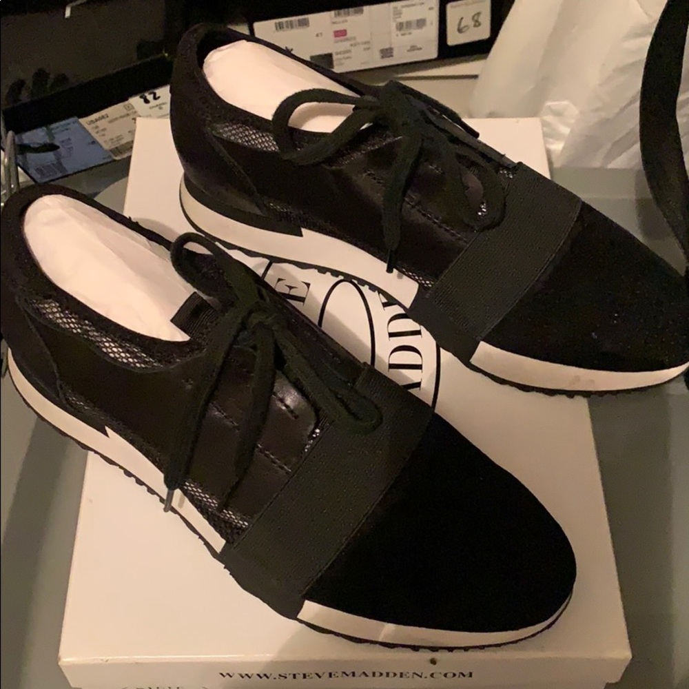 Black Steve Madden